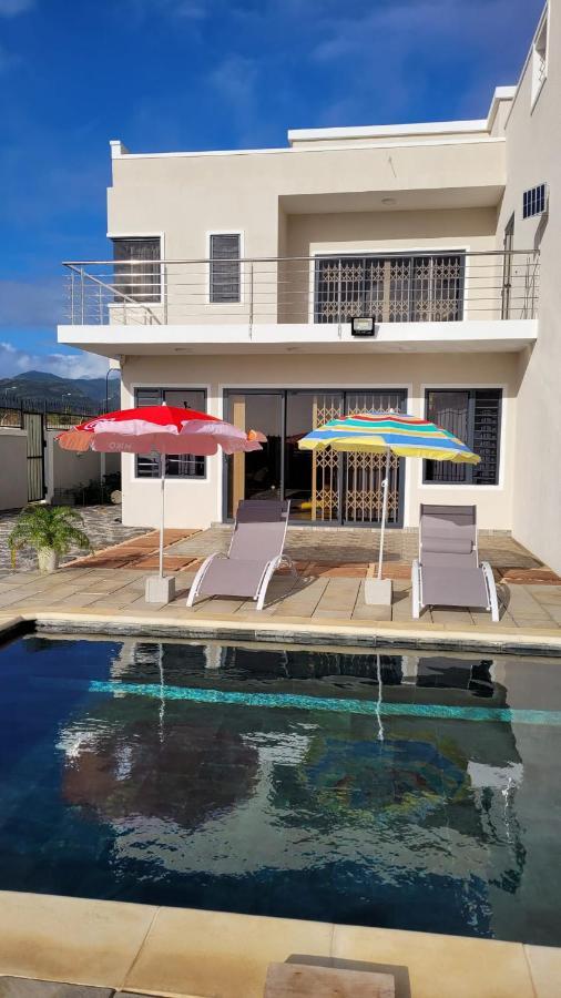 Flic-en-Flacq Coquette Villa Avec Piscine מראה חיצוני תמונה